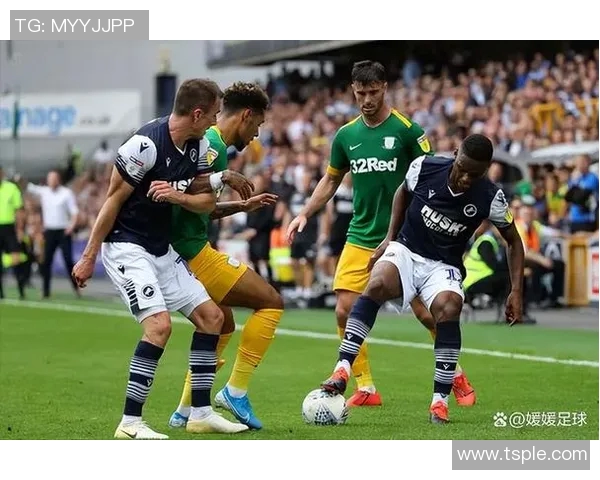 沃特福德与哈德斯联赛对决精彩回顾与赛后分析